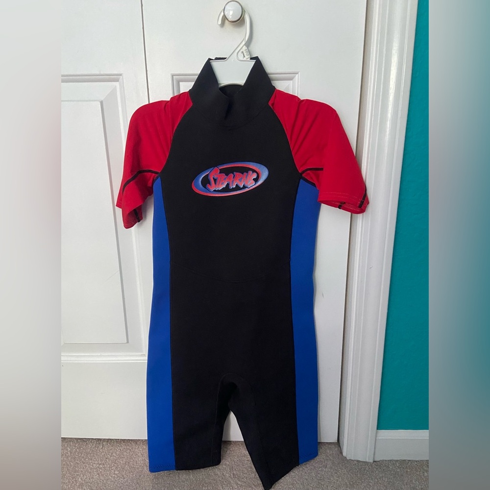 stearns boy wetsuit size large